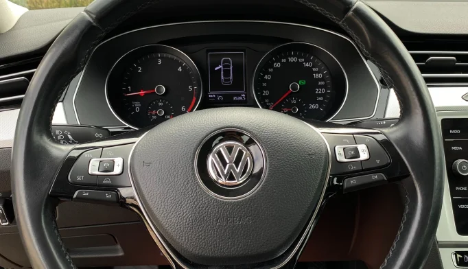 Volkswagen Passat  - 2018