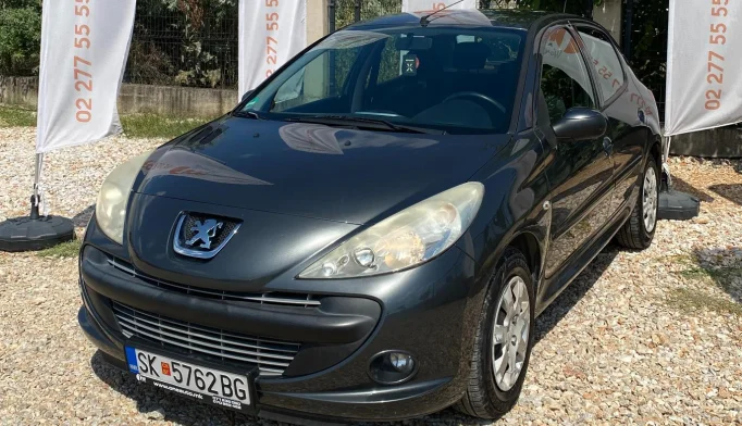 Peugeot 206  - 2012