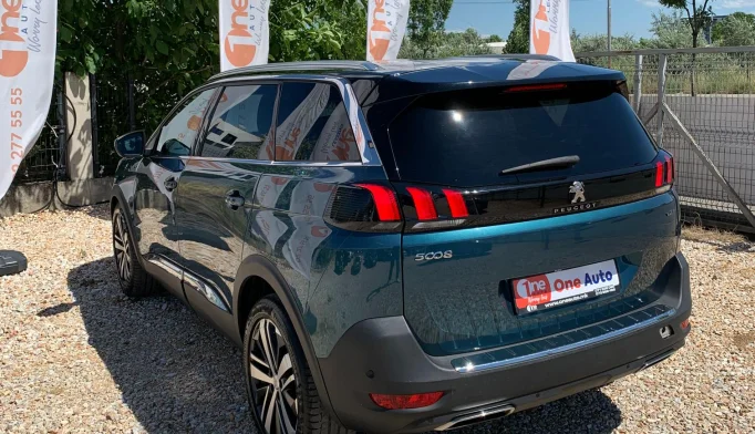 Peugeot 5008  - 2018