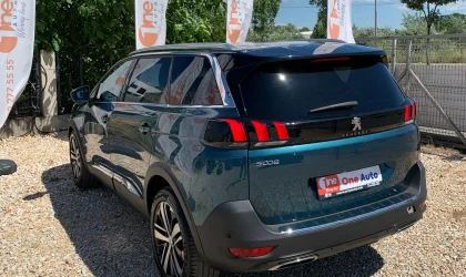 Peugeot 5008  - 2018